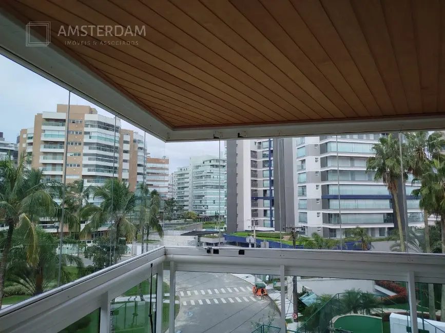 Foto 6 de Apartamento com 5 quartos à venda, 197m2 em Bertioga - SP