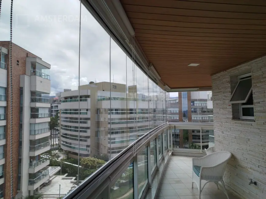 Foto 5 de Apartamento com 4 quartos à venda, 184m2 em Bertioga - SP