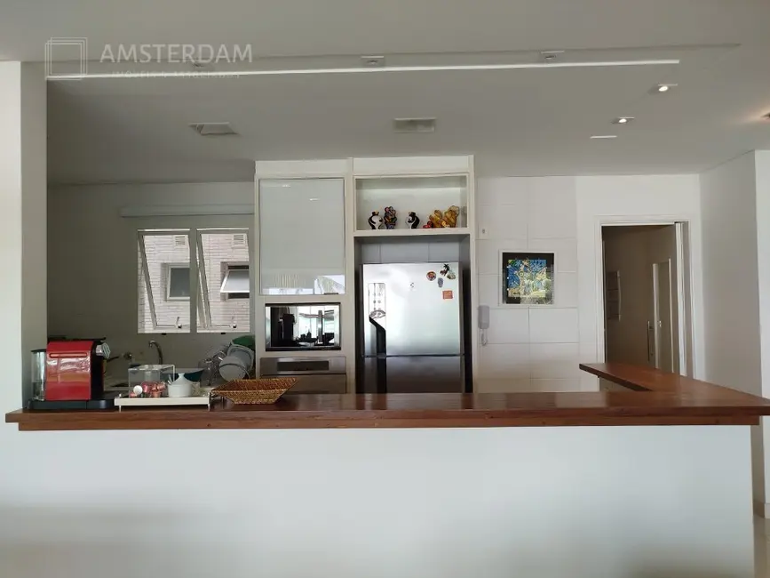 Foto 9 de Apartamento com 3 quartos à venda, 147m2 em Bertioga - SP