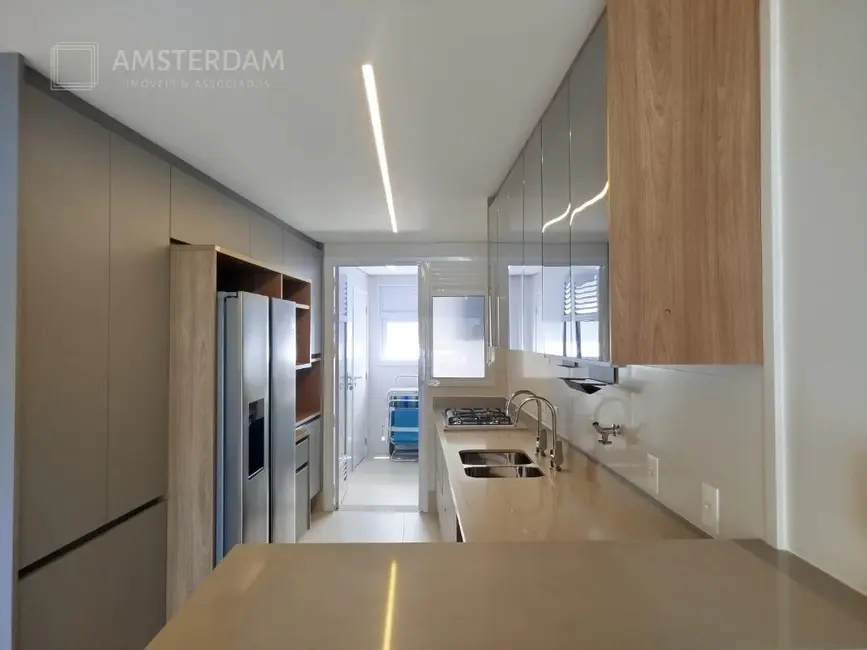 Foto 9 de Apartamento com 4 quartos à venda, 135m2 em Bertioga - SP