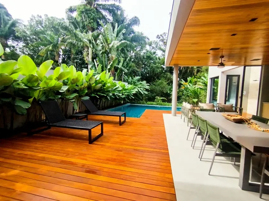 Foto 4 de Casa de Condomínio com 5 quartos à venda, 393m2 em Bertioga - SP
