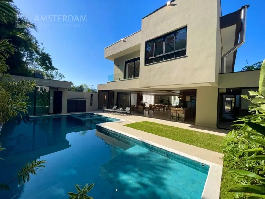 Casa de Condomínio com 7 quartos à venda, 526m2 em Bertioga - SP - imagem 1 Foto 1 de Casa de Condomínio com 7 quartos à venda, 526m2 em Bertioga - SP