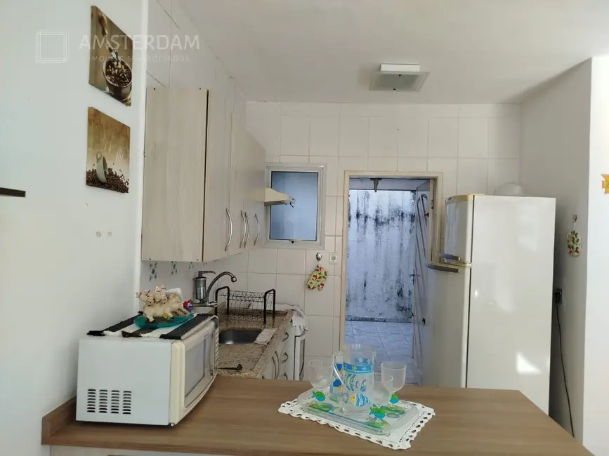 Casa de Condomínio com 3 quartos à venda, 80m2 em Centro, Bertioga - SP - imagem 5 Foto 5 de Casa de Condomínio com 3 quartos à venda, 80m2 em Centro, Bertioga - SP