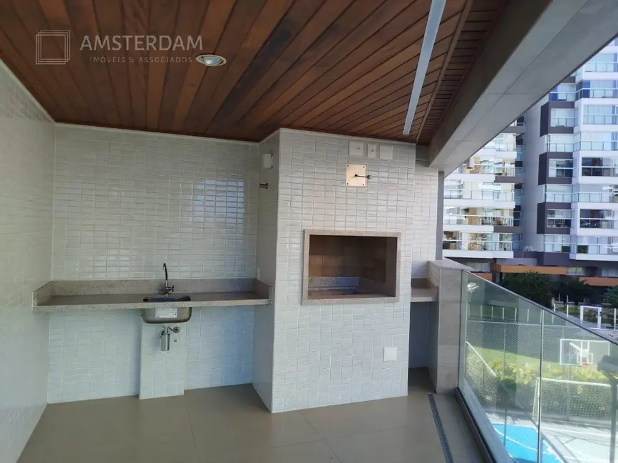 Foto 5 de Apartamento com 3 quartos à venda, 141m2 em Bertioga - SP