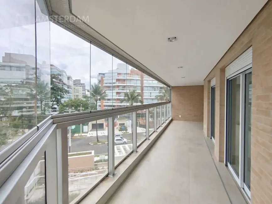 Foto 3 de Apartamento com 3 quartos à venda, 127m2 em Bertioga - SP