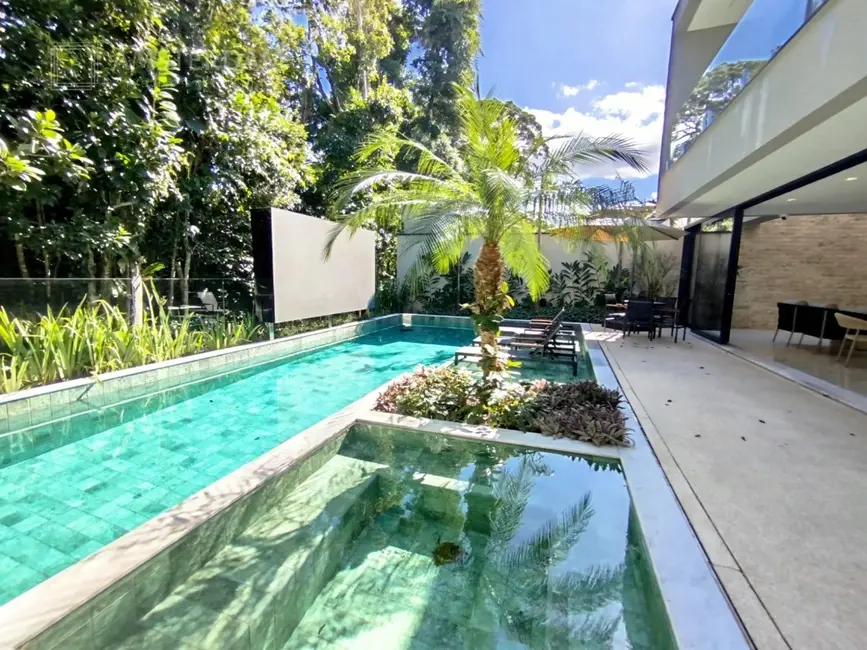 Casa de Condomínio com 6 quartos à venda, 580m2 em Bertioga - SP - imagem 3 Foto 3 de Casa de Condomínio com 6 quartos à venda, 580m2 em Bertioga - SP