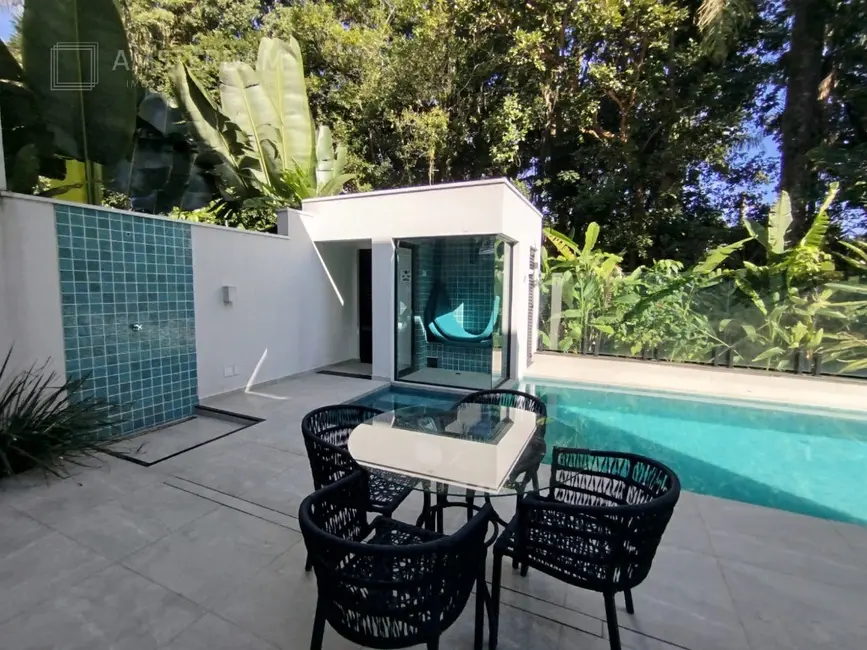 Casa de Condomínio com 6 quartos à venda, 350m2 em Bertioga - SP - imagem 5 Foto 5 de Casa de Condomínio com 6 quartos à venda, 350m2 em Bertioga - SP