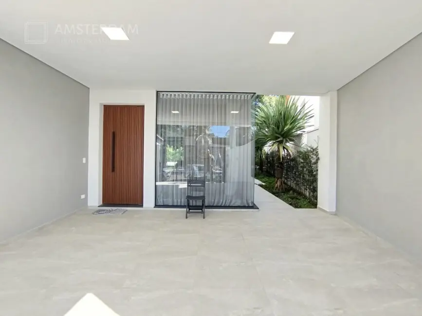 Casa de Condomínio com 6 quartos à venda, 350m2 em Bertioga - SP - imagem 4 Foto 4 de Casa de Condomínio com 6 quartos à venda, 350m2 em Bertioga - SP