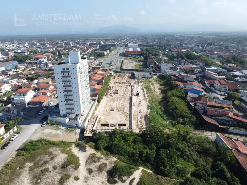 Foto 6 de Apartamento com 2 quartos à venda, 61m2 em Centro, Itanhaem - SP