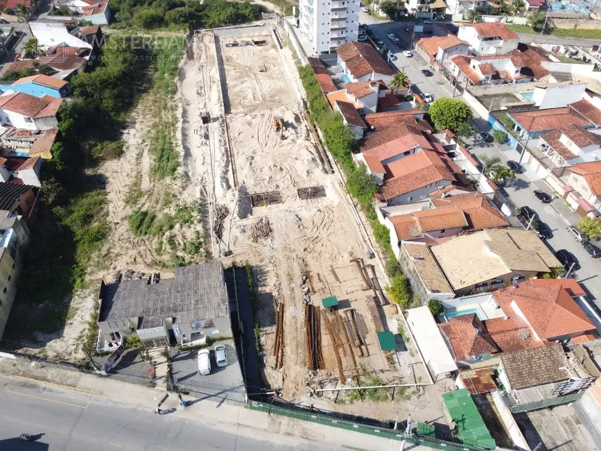 Foto 4 de Apartamento com 2 quartos à venda, 61m2 em Centro, Itanhaem - SP