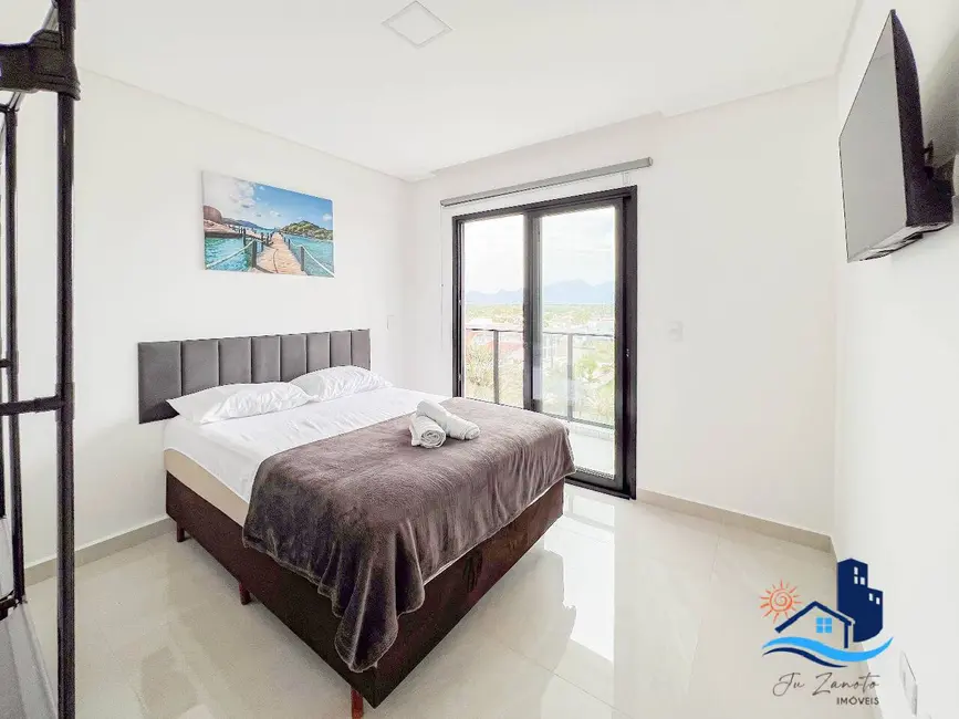 Foto 4 de Apartamento com 2 quartos à venda, 79m2 em Matinhos - PR