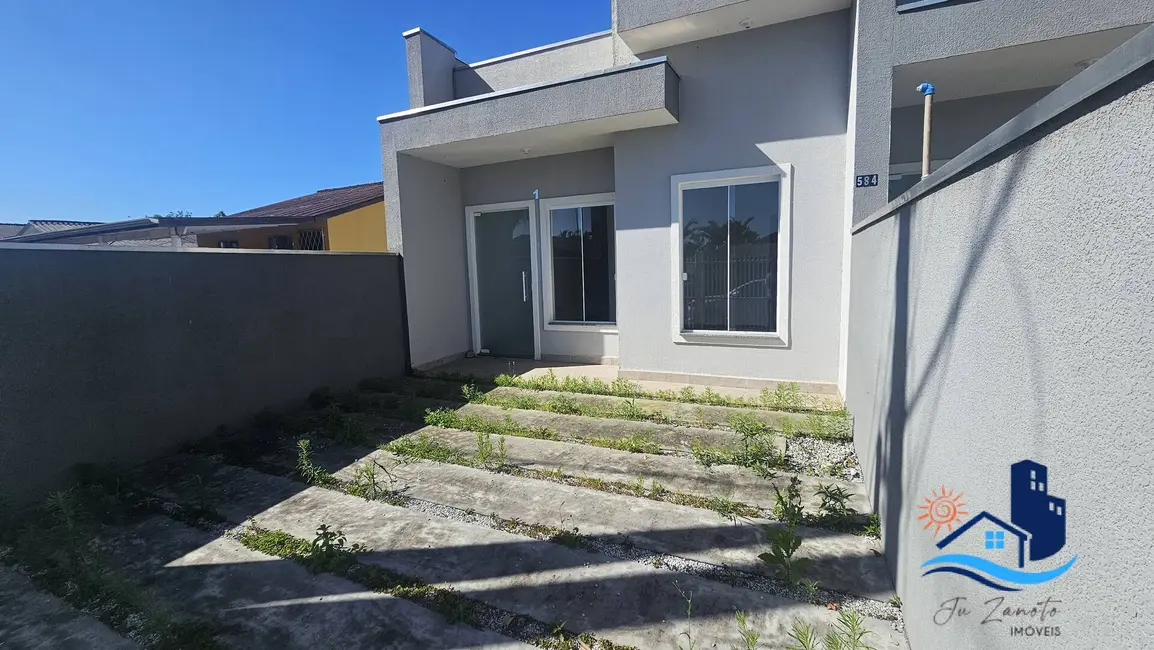 Foto 1 de Casa com 2 quartos à venda, 53m2 em Matinhos - PR