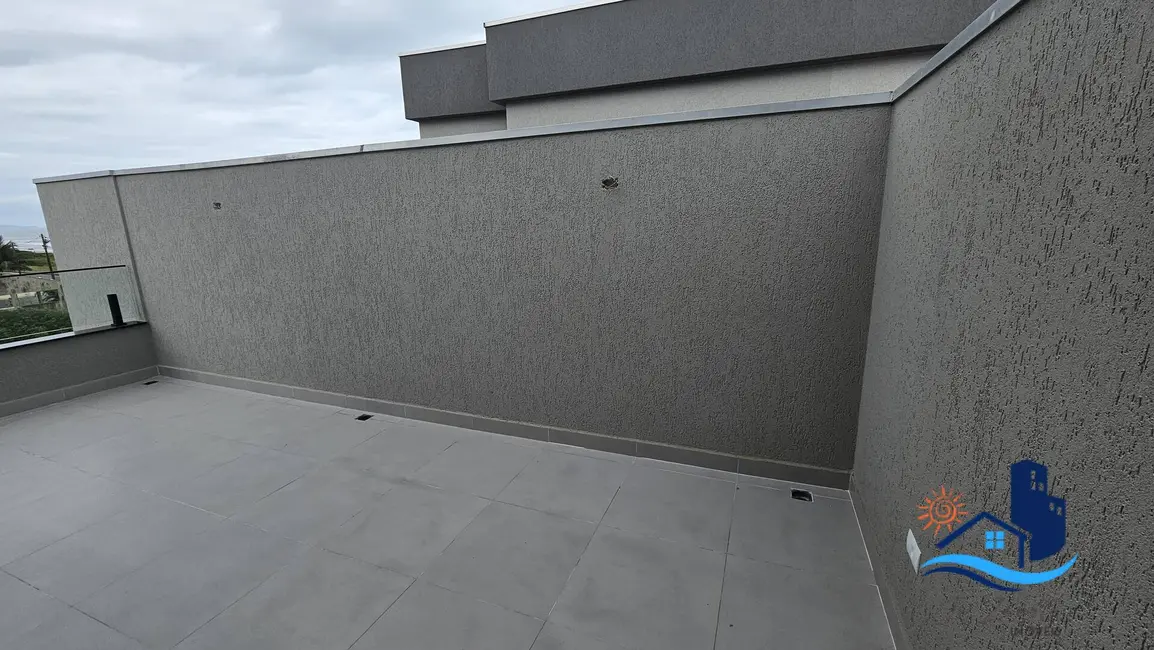 Foto 8 de Sobrado com 4 quartos à venda, 175m2 em Matinhos - PR