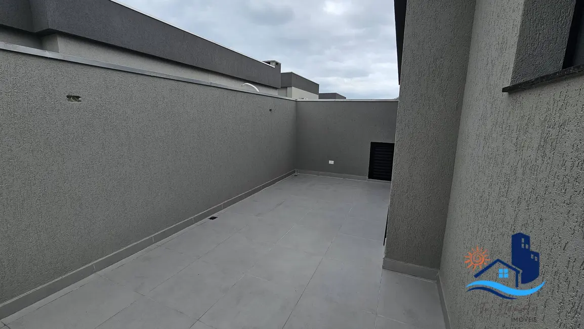 Foto 5 de Sobrado com 4 quartos à venda, 175m2 em Matinhos - PR