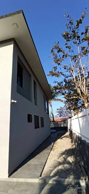 Foto 3 de Casa com 4 quartos à venda, 260m2 em Matinhos - PR