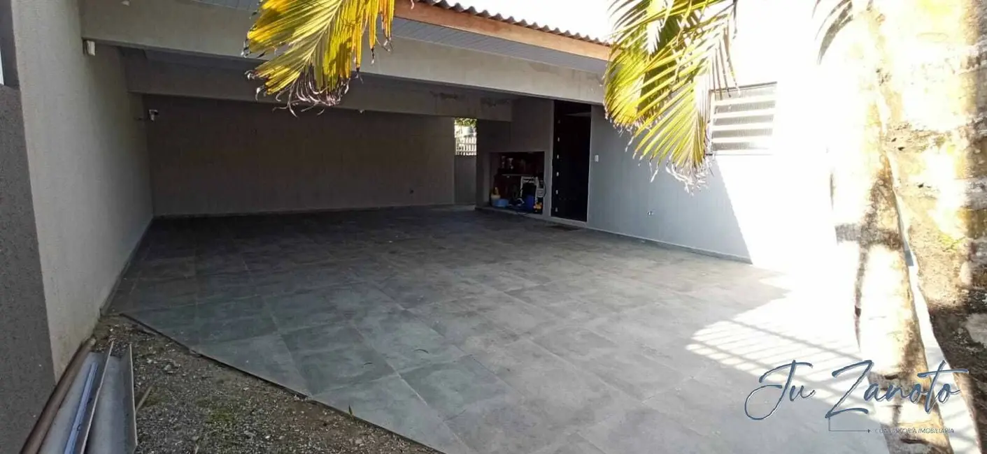 Foto 5 de Casa com 4 quartos à venda, 260m2 em Matinhos - PR