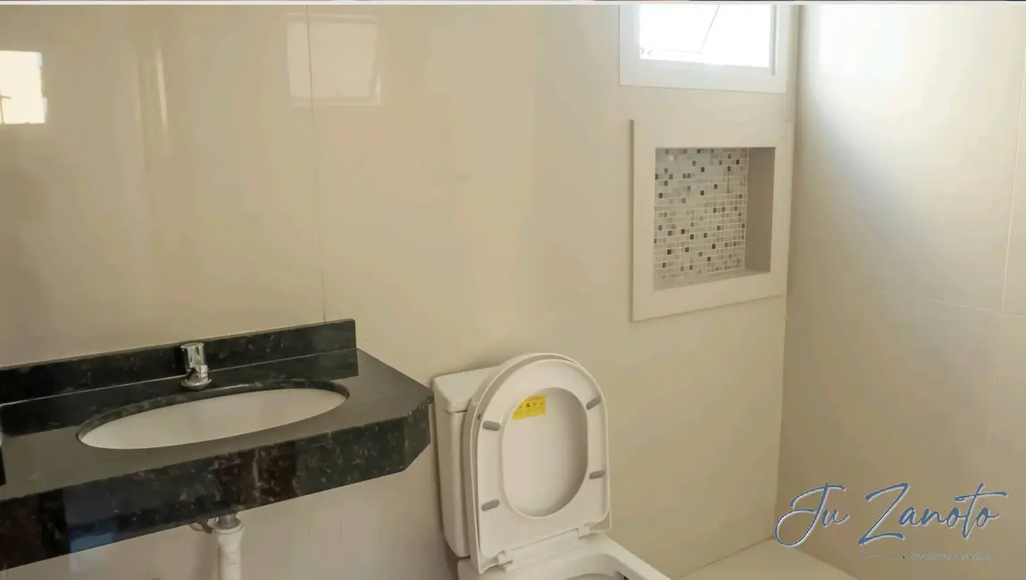 Apartamento com 4 quartos à venda, 204m2 em Centro, Matinhos - PR - imagem 8 Foto 8 de Apartamento com 4 quartos à venda, 204m2 em Centro, Matinhos - PR