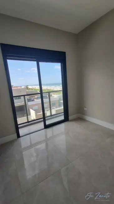 Foto 4 de Cobertura com 4 quartos à venda, 262m2 em Matinhos - PR