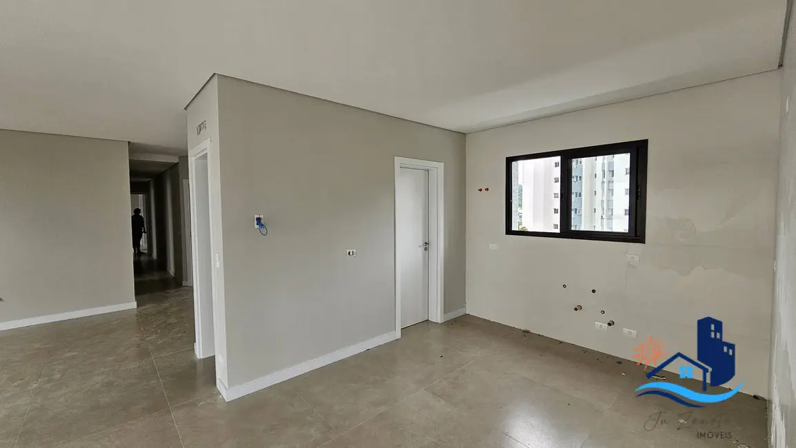 Foto 9 de Apartamento com 3 quartos à venda, 167m2 em Matinhos - PR