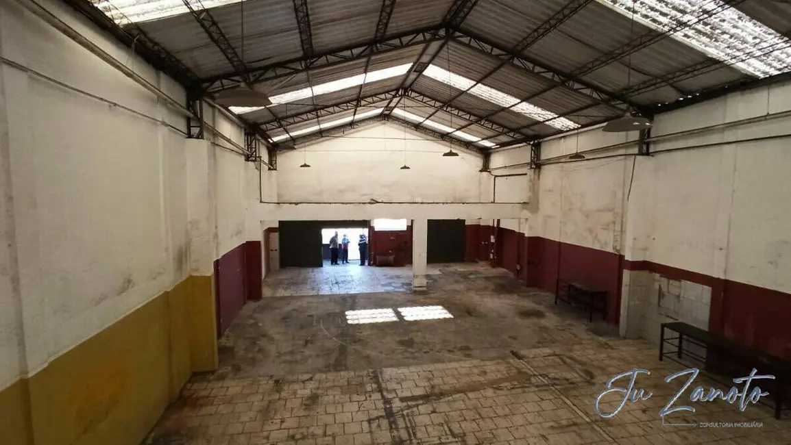 Armazém / Galpão à venda e para alugar, 300m2 em Vila Guarani, Paranagua - PR - imagem 4 Foto 4 de Armazém / Galpão à venda e para alugar, 300m2 em Vila Guarani, Paranagua - PR