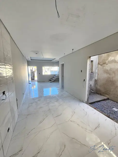 Sobrado com 2 quartos à venda, 85m2 em Centro, Matinhos - PR - imagem 7 Foto 7 de Sobrado com 2 quartos à venda, 85m2 em Centro, Matinhos - PR