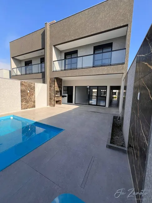 Foto 1 de Casa com 3 quartos à venda, 168m2 em Centro, Matinhos - PR