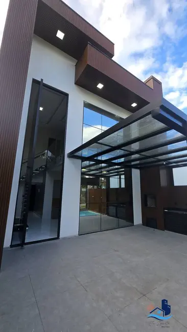Foto 3 de Sobrado com 3 quartos à venda, 127m2 em Guaratuba - PR