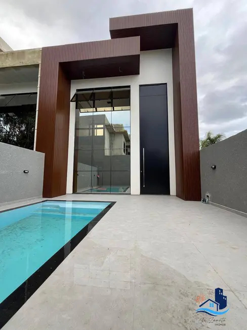 Foto 4 de Sobrado com 3 quartos à venda, 127m2 em Guaratuba - PR