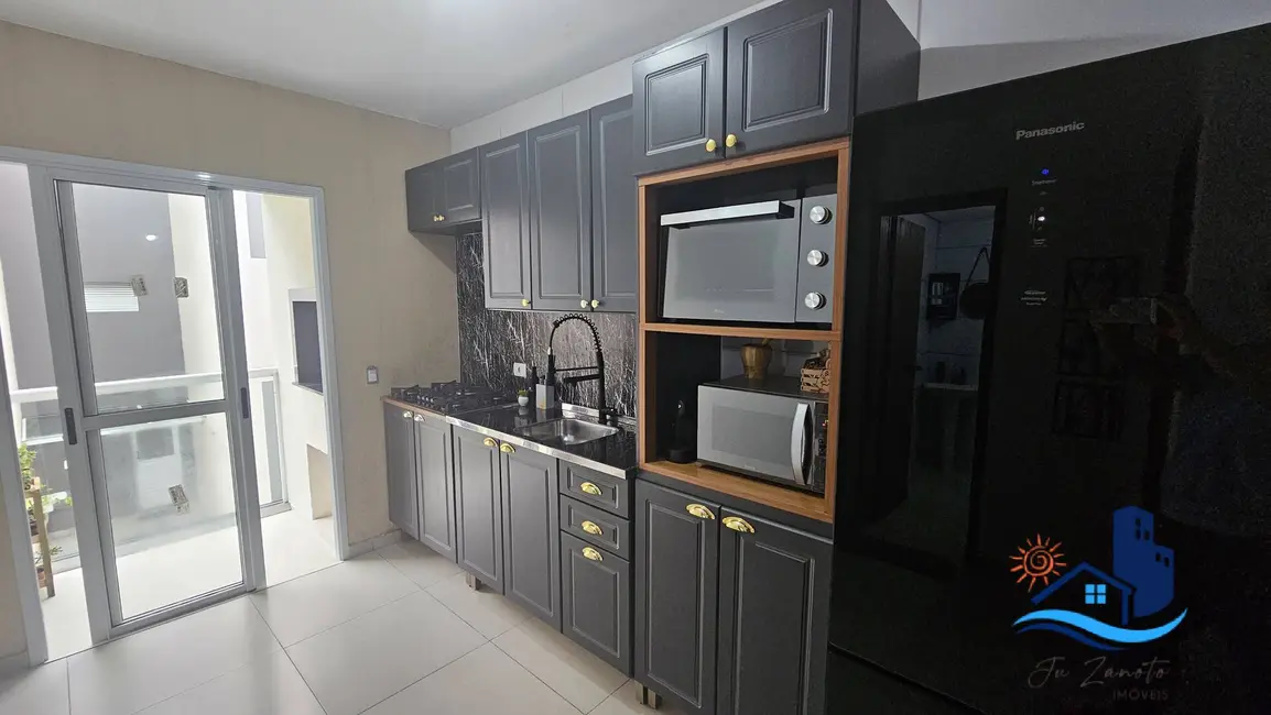 Foto 4 de Apartamento com 2 quartos à venda, 46m2 em Matinhos - PR