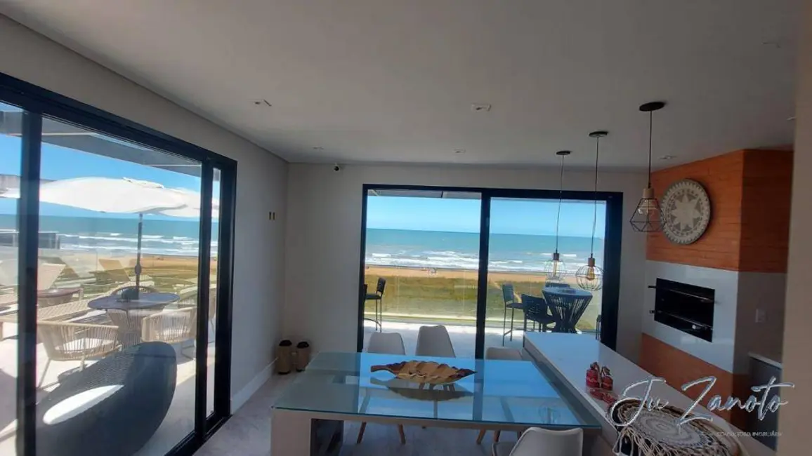 Foto 4 de Casa com 7 quartos à venda, 500m2 em Guaratuba - PR