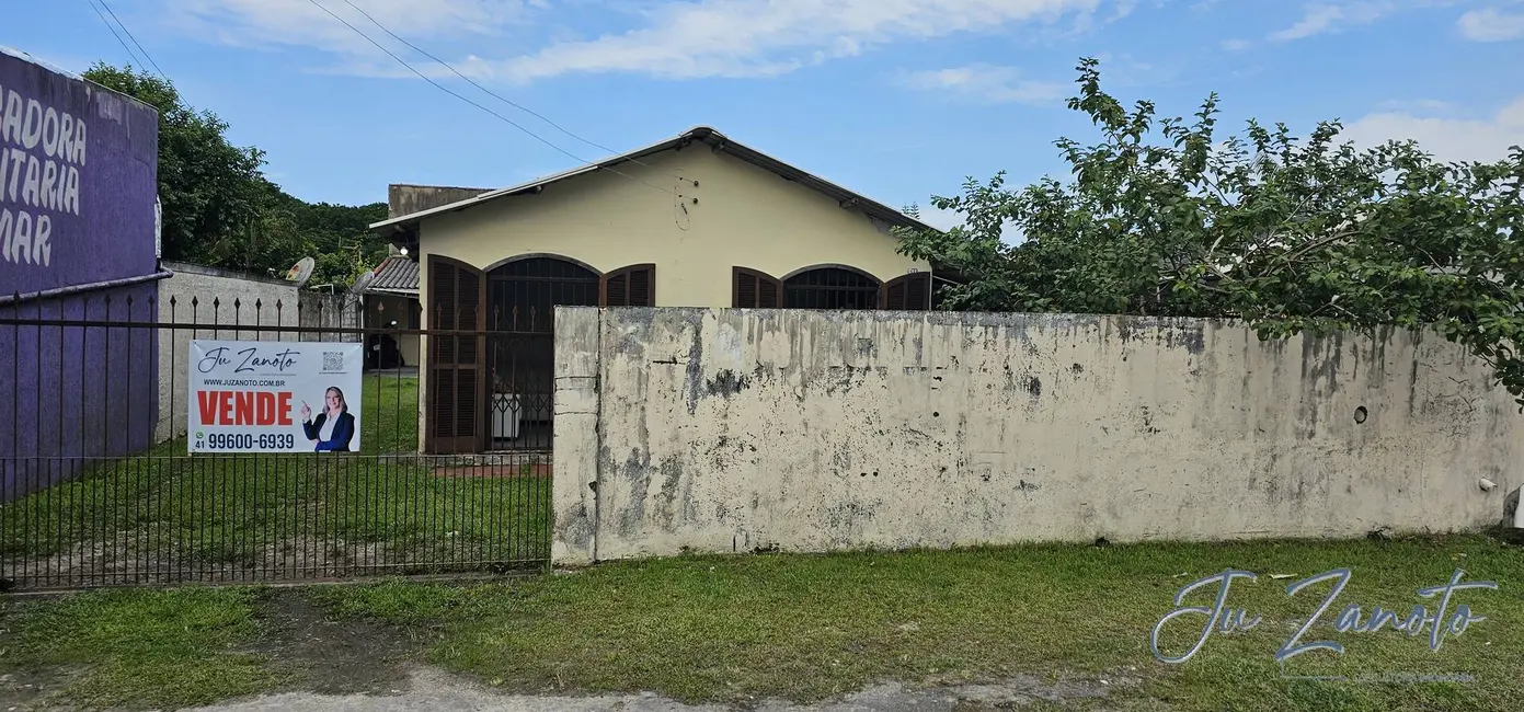 Foto 1 de Casa com 3 quartos à venda, 120m2 em Matinhos - PR