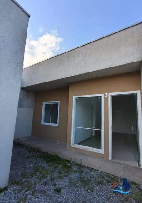 Foto 1 de Casa com 3 quartos à venda, 55m2 em Matinhos - PR