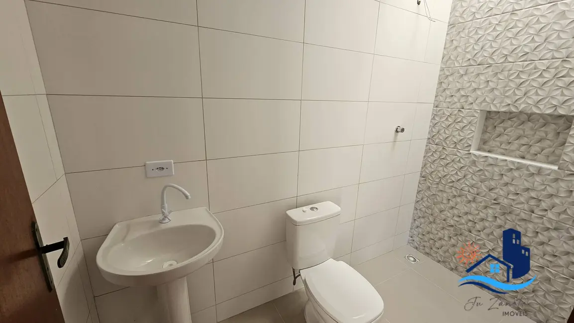 Sobrado com 3 quartos à venda, 112m2 em Pontal Do Parana - PR - imagem 7 Foto 7 de Sobrado com 3 quartos à venda, 112m2 em Pontal Do Parana - PR