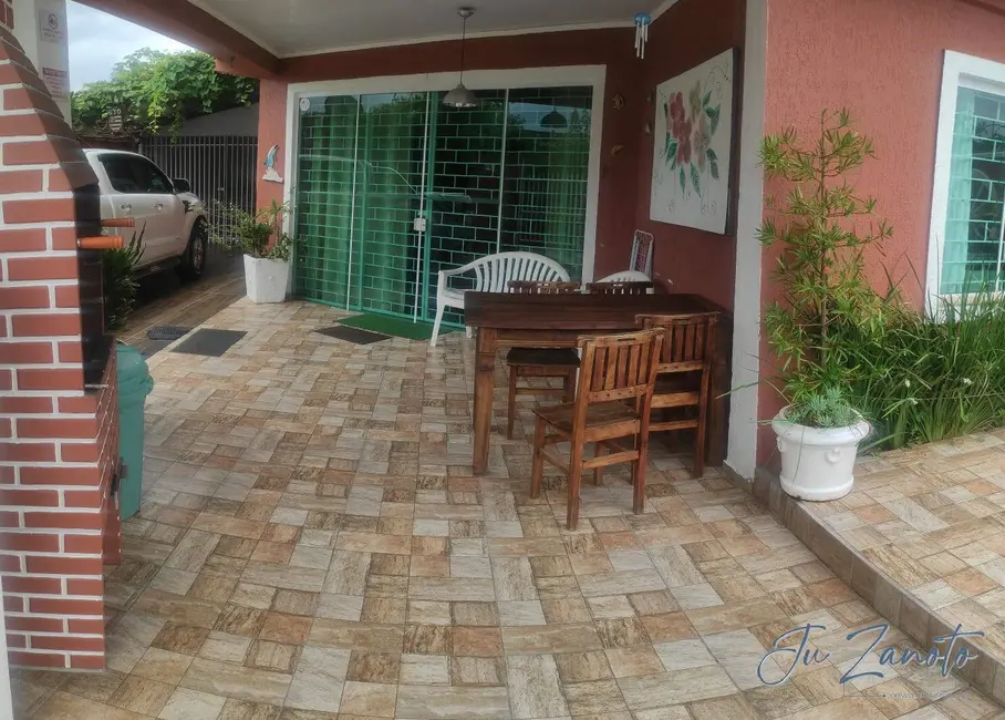 Foto 7 de Sobrado com 5 quartos à venda em Matinhos - PR