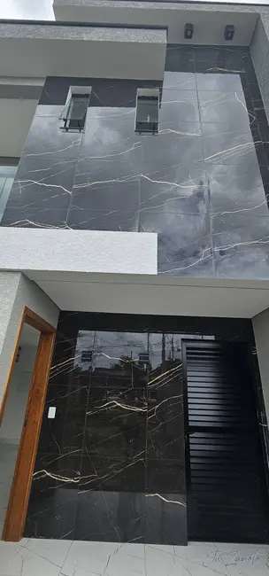 Foto 2 de Sobrado com 3 quartos à venda, 110m2 em Matinhos - PR