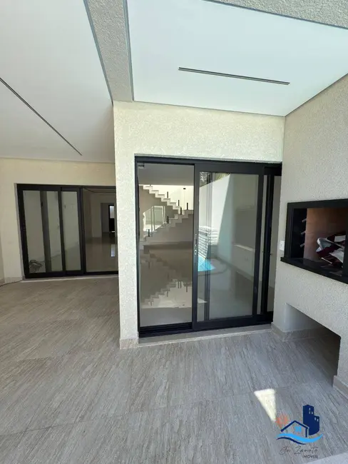 Foto 9 de Casa com 4 quartos à venda, 175m2 em Matinhos - PR