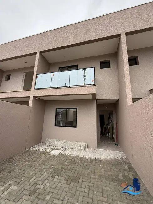 Foto 1 de Casa com 2 quartos à venda, 100m2 em Matinhos - PR