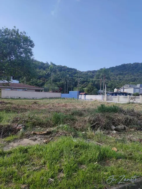 Foto 2 de Terreno / Lote à venda, 432m2 em Guaratuba - PR