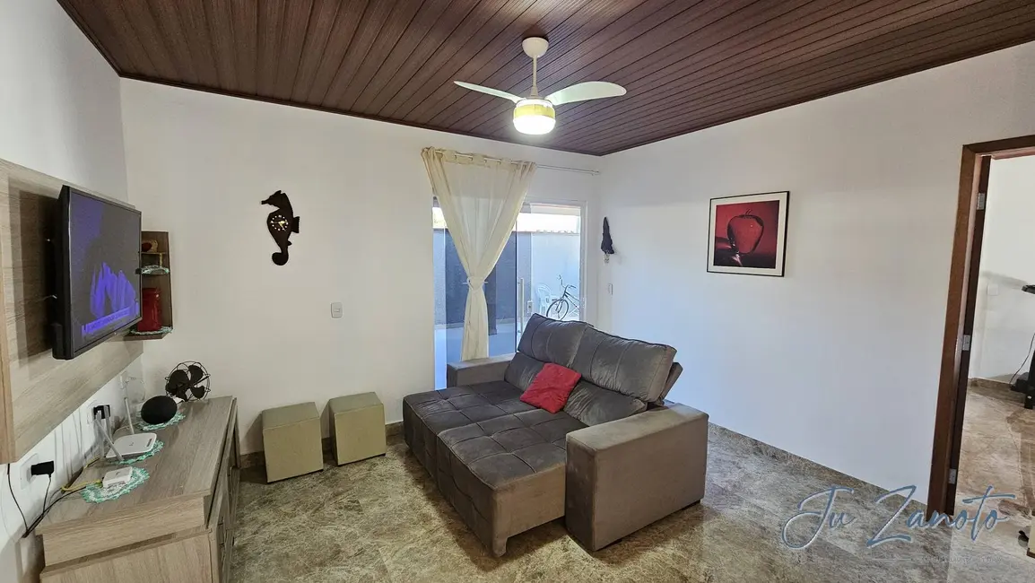Foto 8 de Casa com 3 quartos à venda, 150m2 em Matinhos - PR