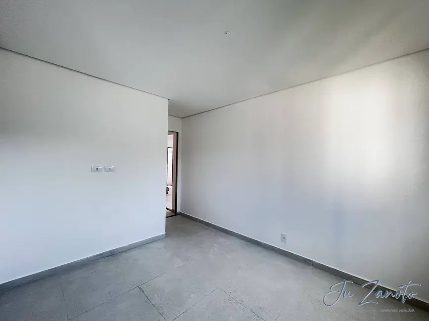 Foto 9 de Casa com 3 quartos à venda, 116m2 em Matinhos - PR