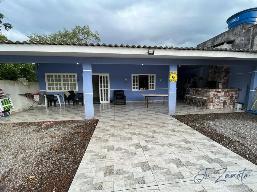 Foto 1 de Casa com 2 quartos à venda em Itapoa - SC