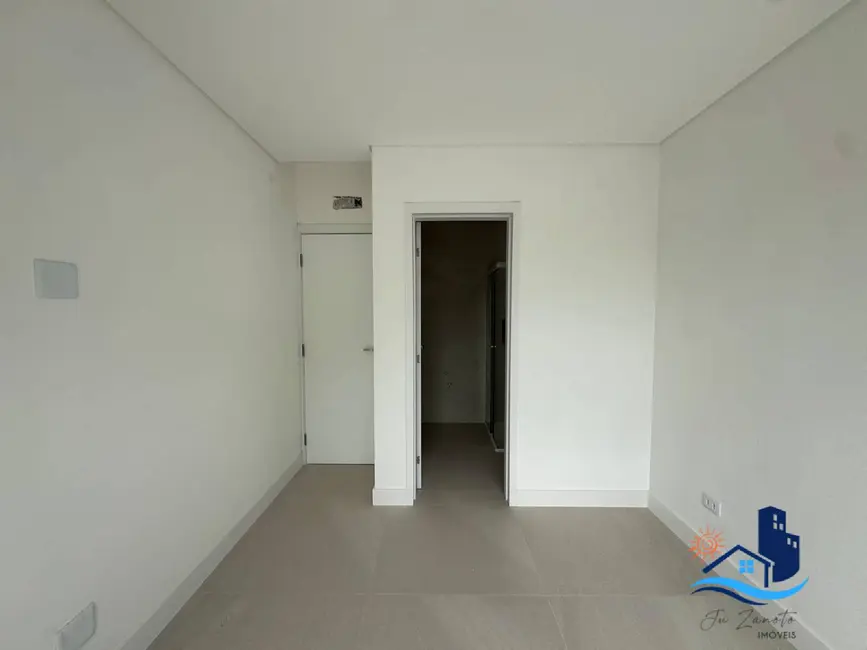 Sobrado com 3 quartos à venda, 80m2 em Matinhos - PR - imagem 6 Foto 6 de Sobrado com 3 quartos à venda, 80m2 em Matinhos - PR