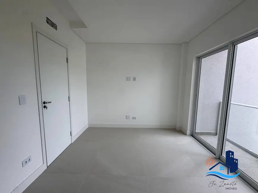 Sobrado com 3 quartos à venda, 80m2 em Matinhos - PR - imagem 5 Foto 5 de Sobrado com 3 quartos à venda, 80m2 em Matinhos - PR