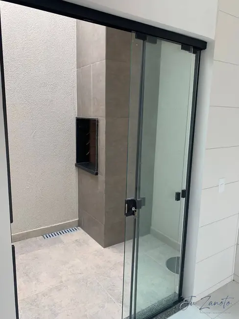 Foto 7 de Casa com 1 quarto à venda, 172m2 em Matinhos - PR