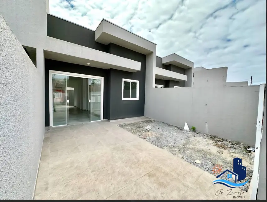 Foto 2 de Casa com 2 quartos à venda, 50m2 em Matinhos - PR