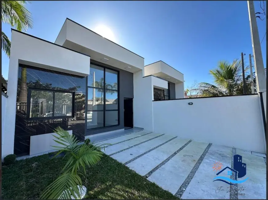 Foto 1 de Casa com 3 quartos à venda, 178m2 em Pontal Do Parana - PR