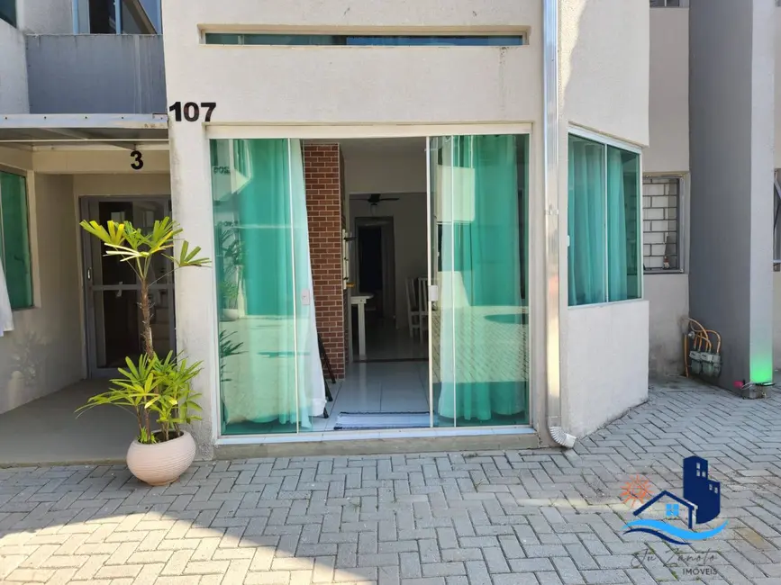 Apartamento com 2 quartos à venda, 51m2 em Matinhos - PR - imagem 3 Foto 3 de Apartamento com 2 quartos à venda, 51m2 em Matinhos - PR