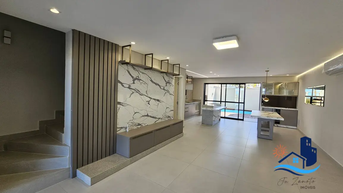 Foto 5 de Casa com 4 quartos à venda, 177m2 em Matinhos - PR