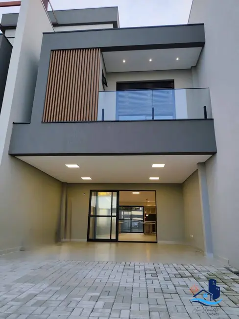 Foto 4 de Casa com 4 quartos à venda, 177m2 em Matinhos - PR