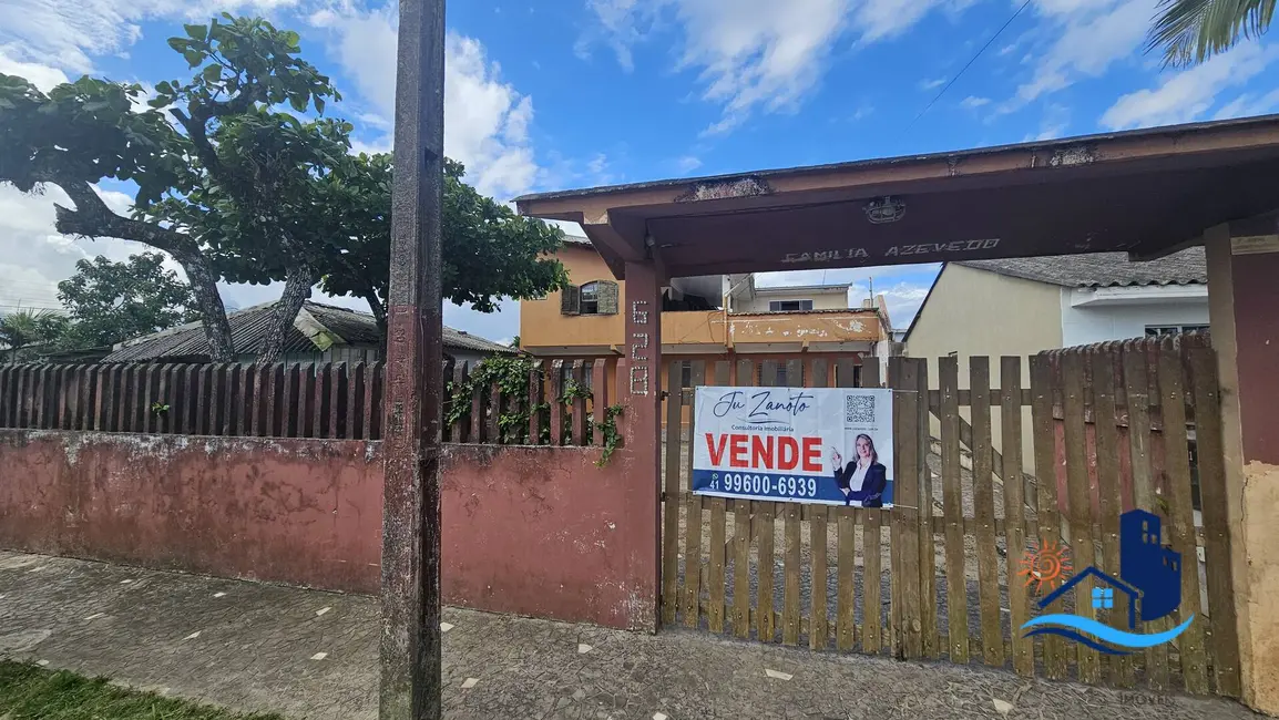 Foto 1 de Sobrado com 8 quartos à venda, 360m2 em Matinhos - PR